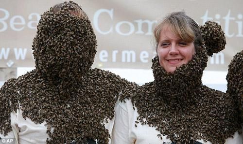 蜜蜂如何涂脸（蜜蜂脸上怎么用）-第3张图片-新疆蜂业信息网