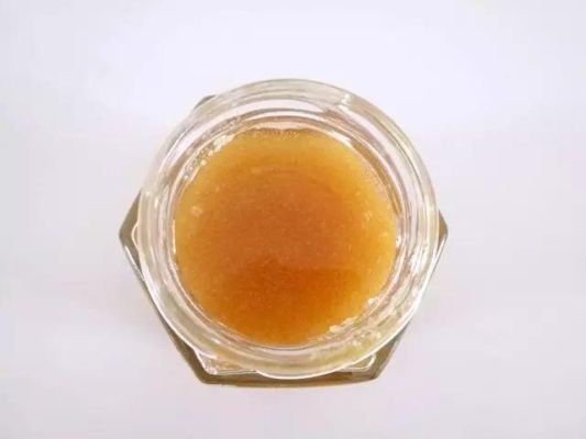 蜜蜂餵白糖蜂蜜好（蜂蜜白糖有什么作用）-第3张图片-新疆蜂业信息网